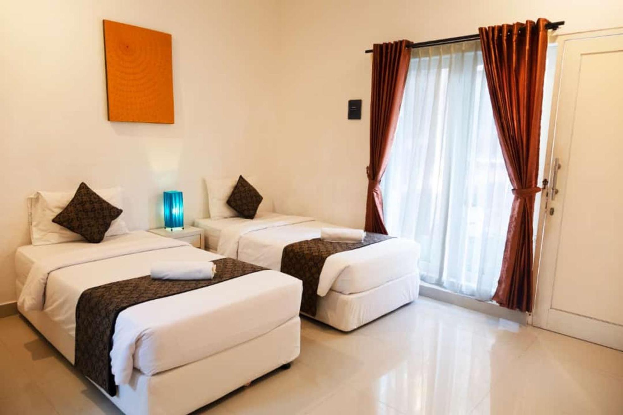 Gaing Mas Residence By Gaing Mas Group Джимбаран Экстерьер фото
